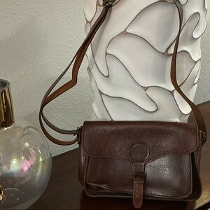 Elegant Brown Leather Shoulder Bag